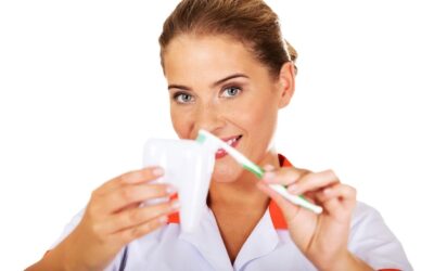 Ile kosztuje czyszczenie zębów u dentysty i od czego zależy cena?