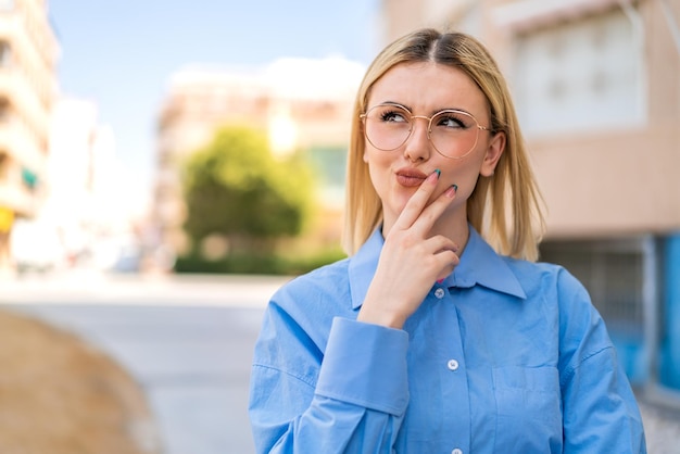 Bruksizm jak rozpoznać u siebie pierwsze objawy?