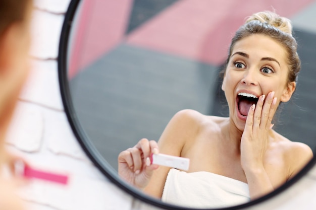 Czy piaskowanie wybieli zęby?