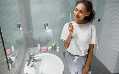 Jak wybrać elektryczną szczoteczkę do zębów odpowiednią dla siebie?