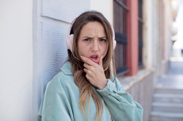 Jakie objawy mogą wskazywać na zapalenie kieszonki zębowej?