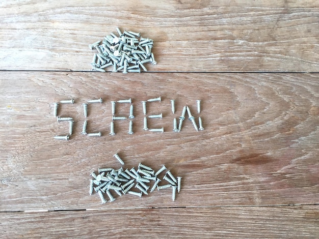 Jak powstrzymać zanik dziąseł i przywrócić im zdrowie?